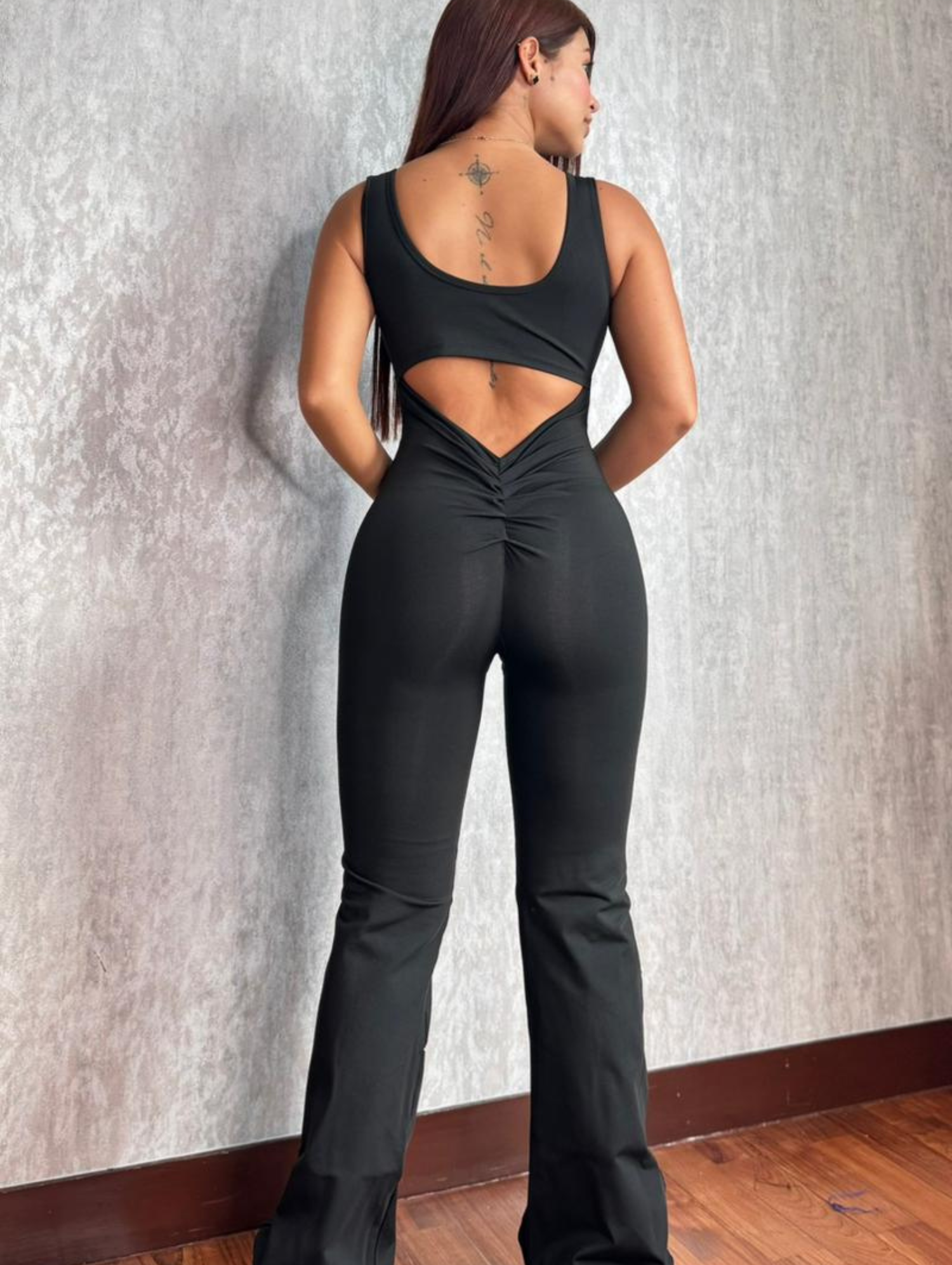 ENTERIZO BOTA CAMAPANA + 3 TANGAS GRATIS