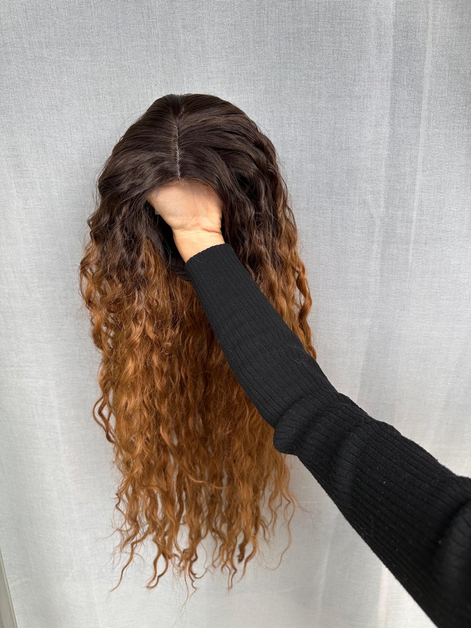 Peluca Aura wigs - Cabello Rubio Rizado - Tienda Colombia